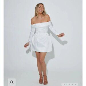 Odd Muse dress, never worn, size medium